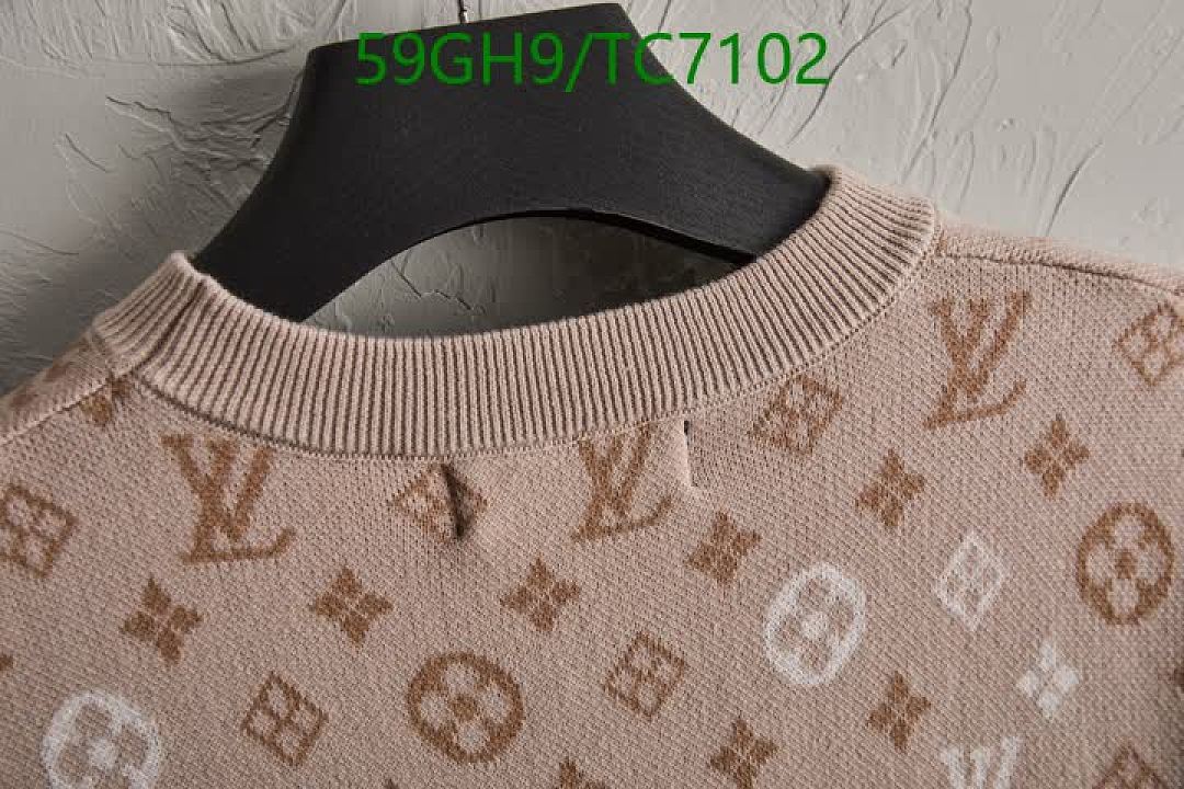 LV-Clothing Code: TC7102 $: 59USD