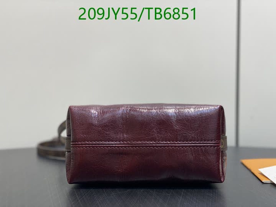 LV-Bags(5A) Code: TB6851 $: 209USD