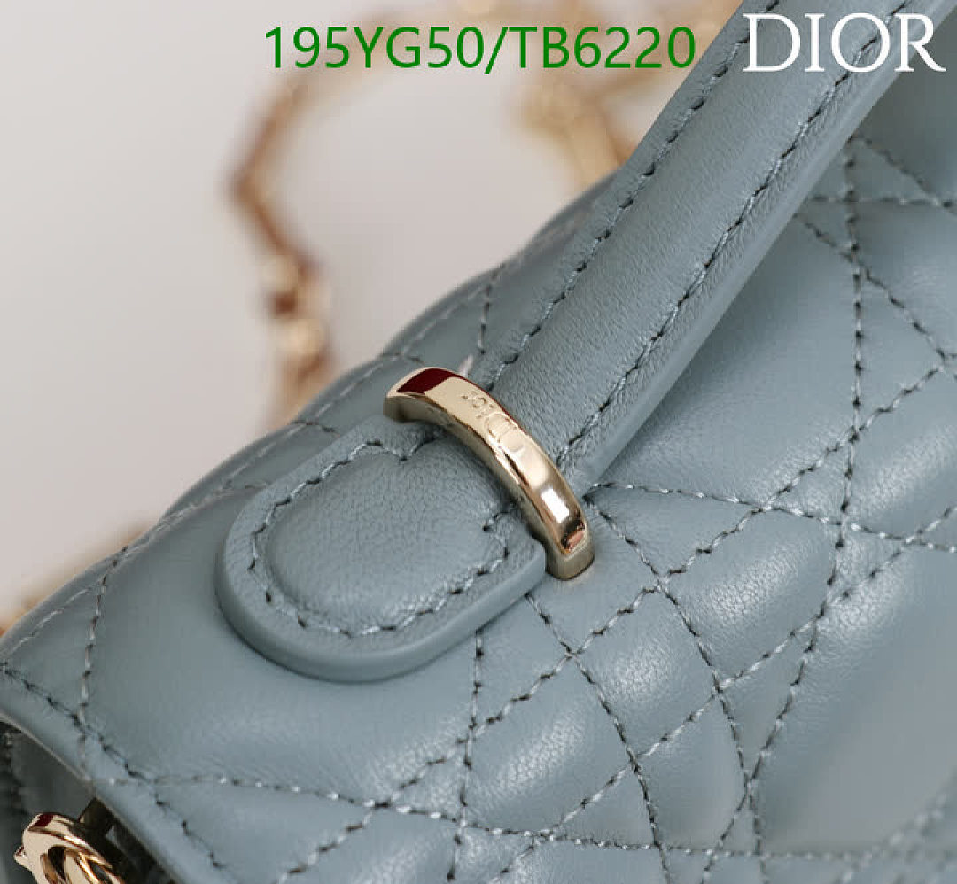 Dior-Bags(5A) Code: TB6220 $: 195USD