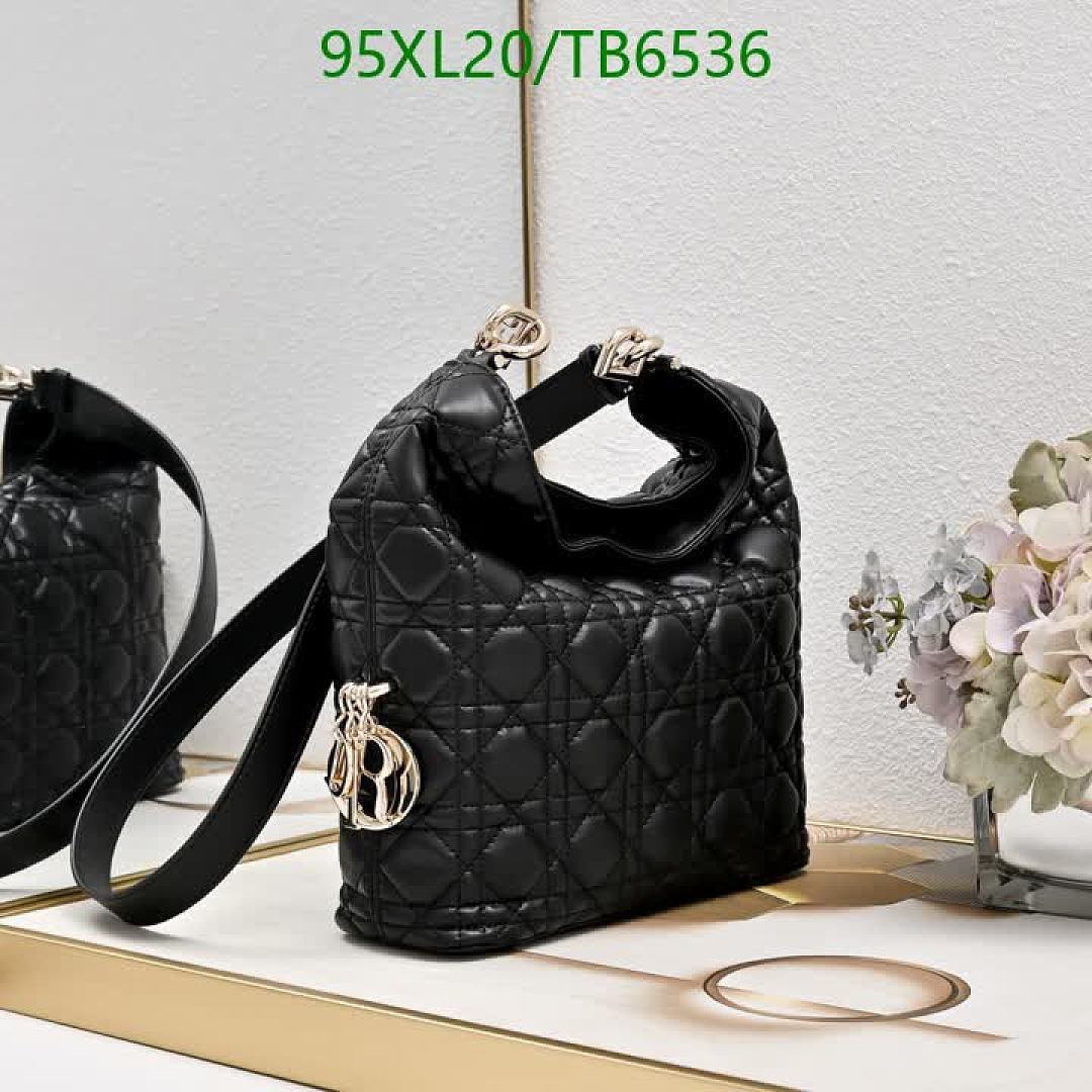 Dior-Bags(4A) Code: TB6536 $: 95USD