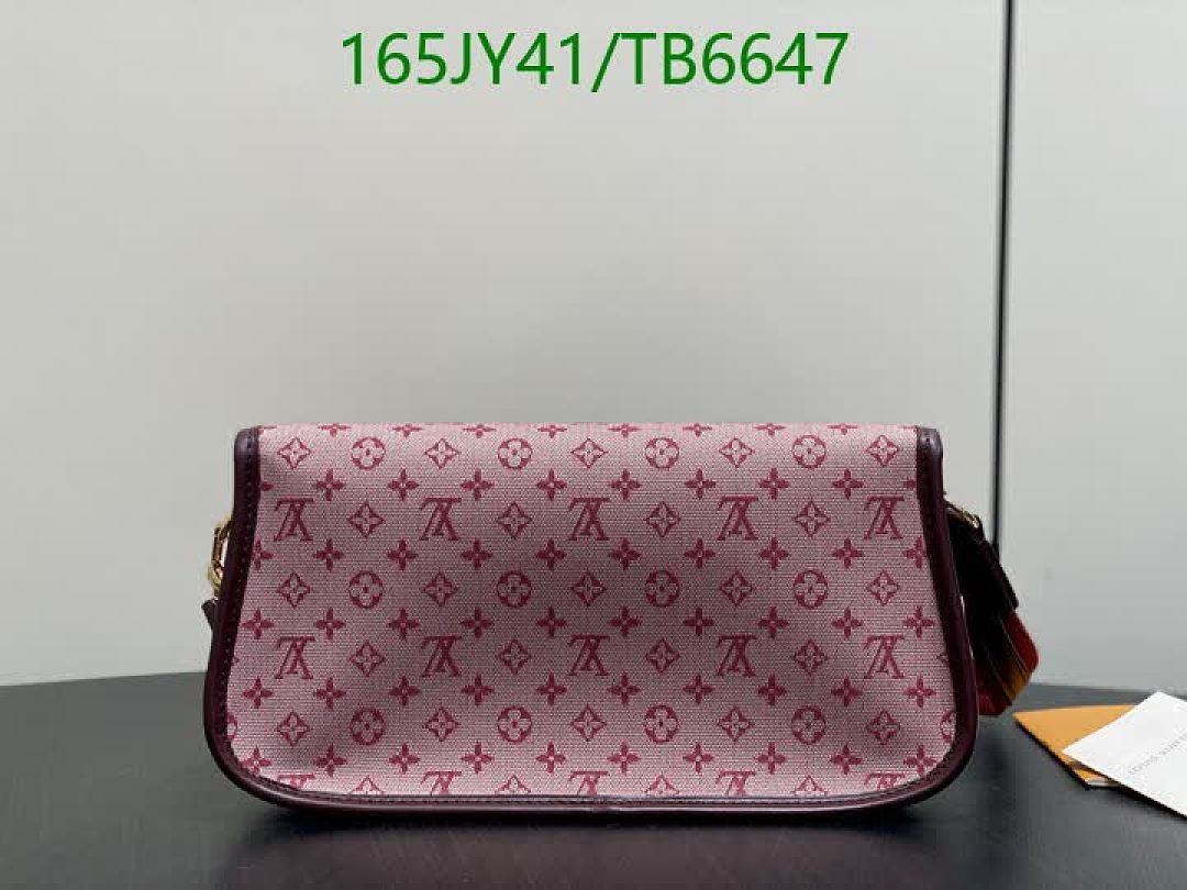 LV-Bags(5A) Code: TB6647 $: 165USD