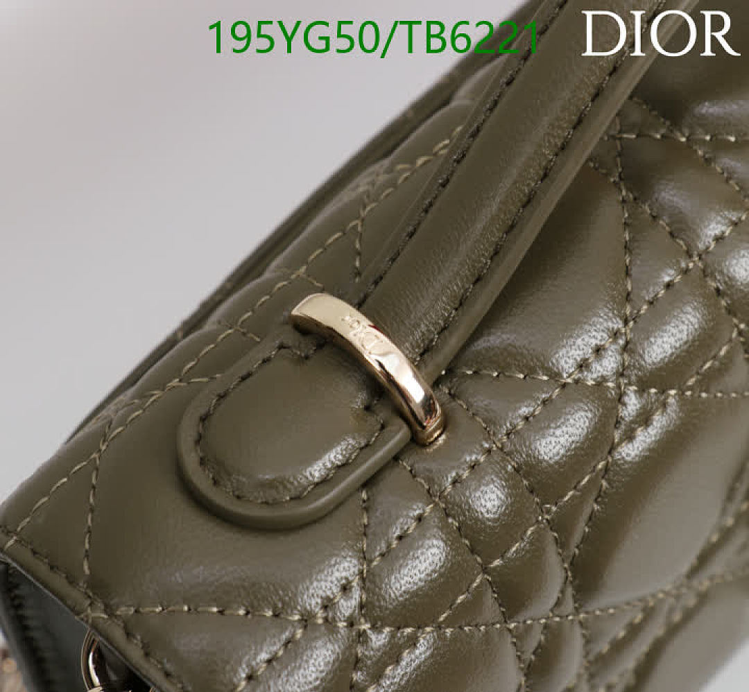 Dior-Bags(5A) Code: TB6221 $: 195USD