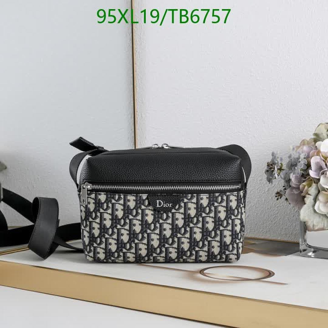 Dior-Bags(4A) Code: TB6757 $: 95USD