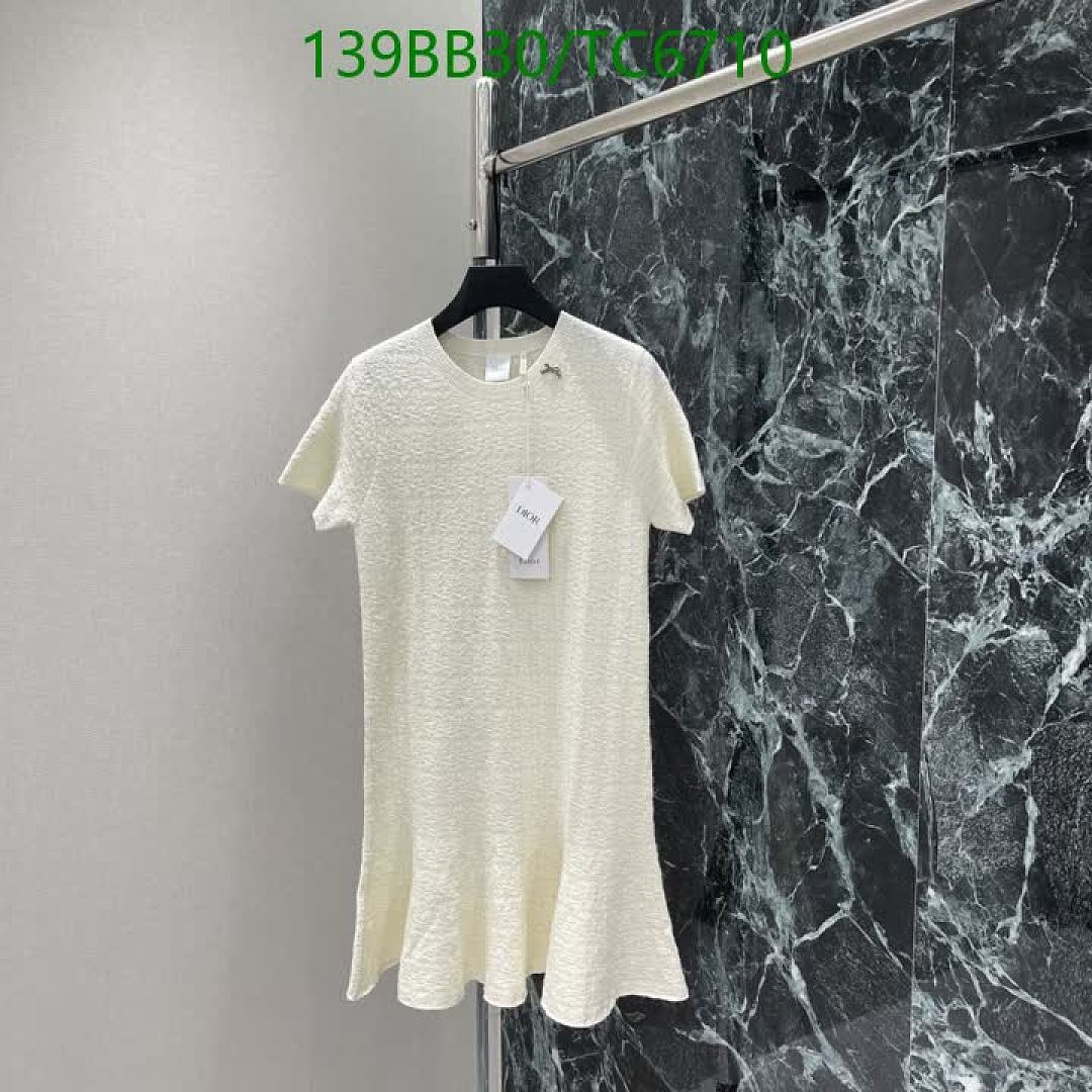 Dior-Clothing Code: TC6710 $: 139USD