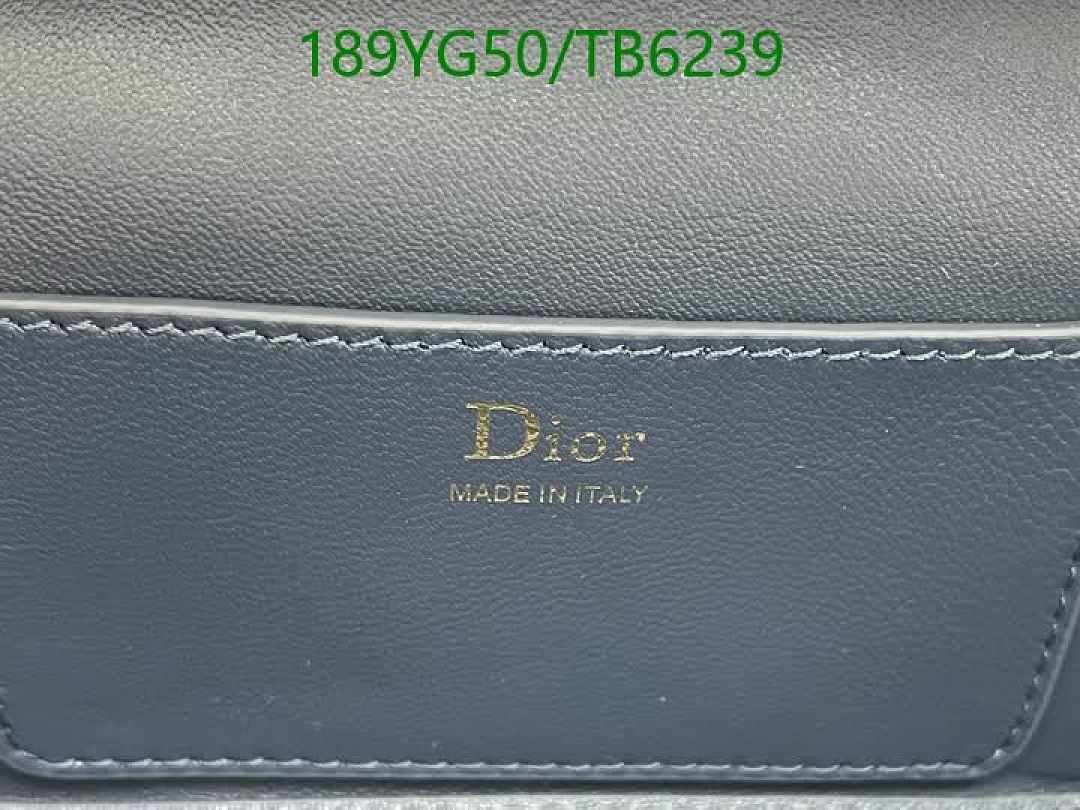 Dior-Bags(5A) Code: TB6239 $: 189USD