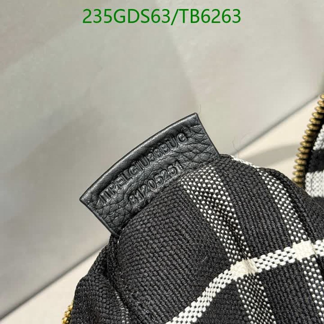 Burberry-Bags(5A) Code: TB6263 $: 235USD