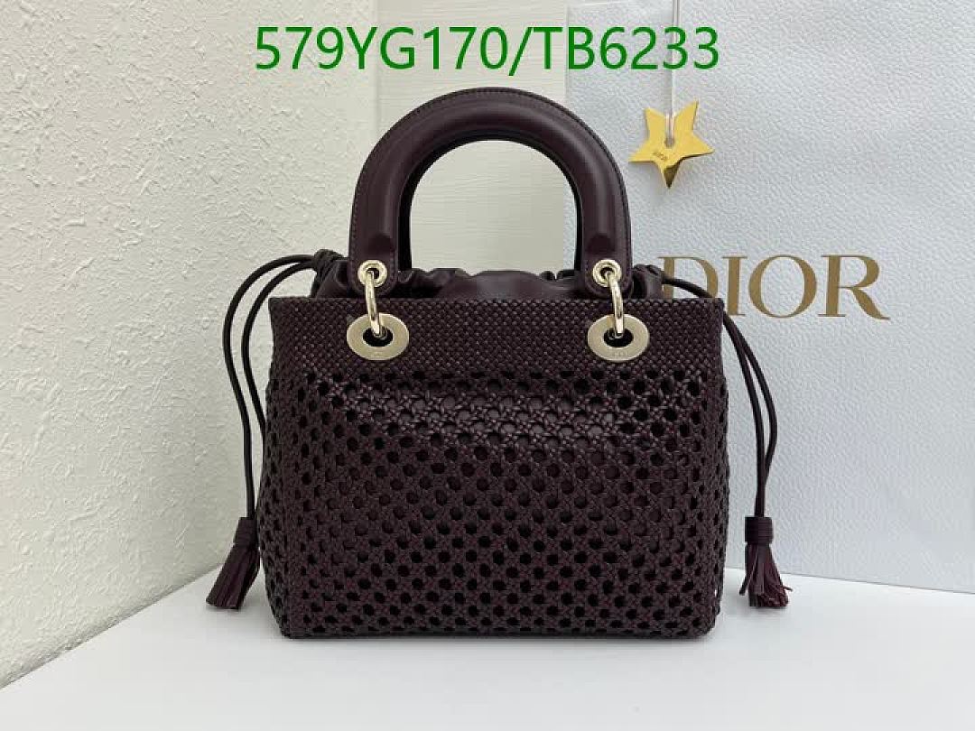 Dior-Bags(5A) Code: TB6233 $: 579USD