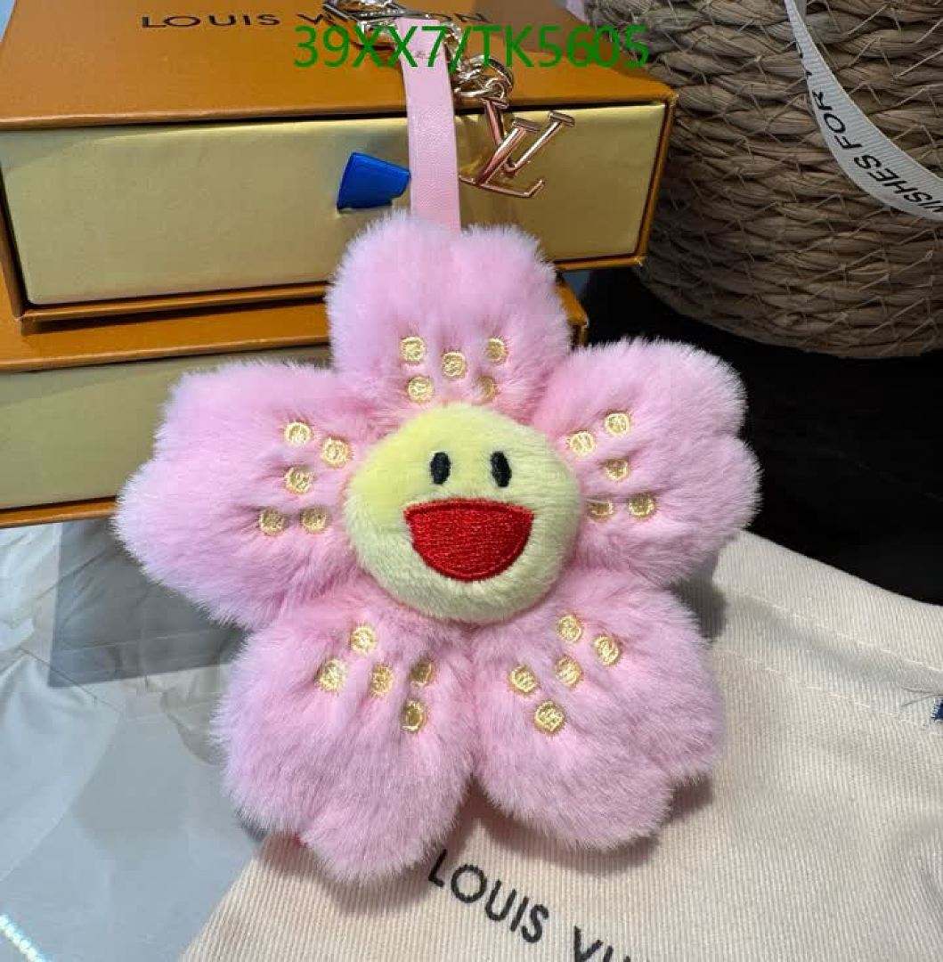 LV-Keychains & Bag Charms Code: TK5605 $: 39USD