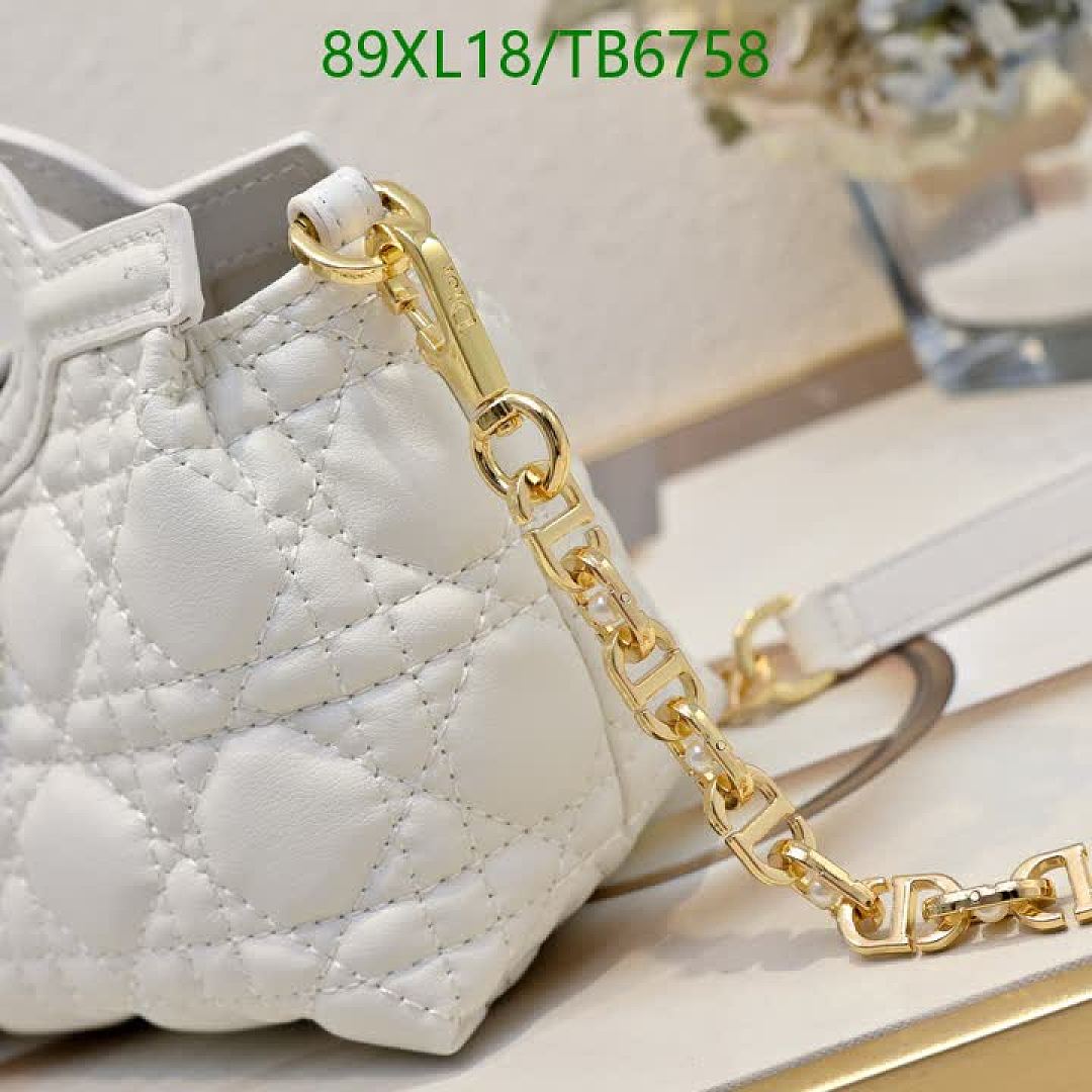 Dior-Bags(4A) Code: TB6758 $: 89USD