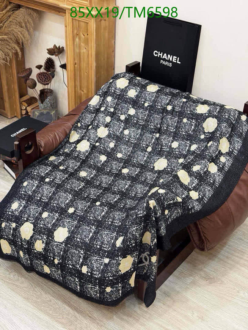 Chanel-Scarves Code: TM6598 $: 85USD