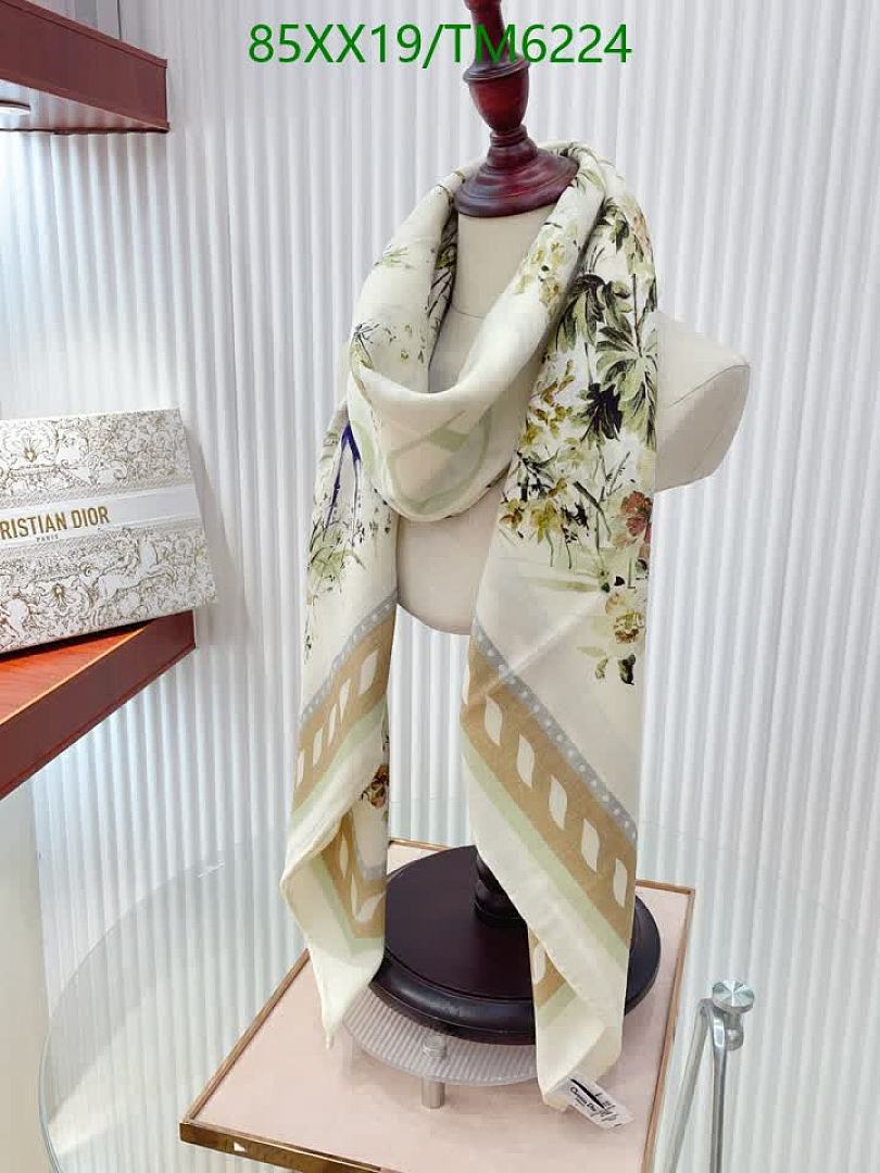 Celine-Scarves Code: TM6224 $: 85USD