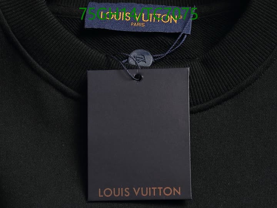 LV-Clothing Code: TC7075 $: 75USD