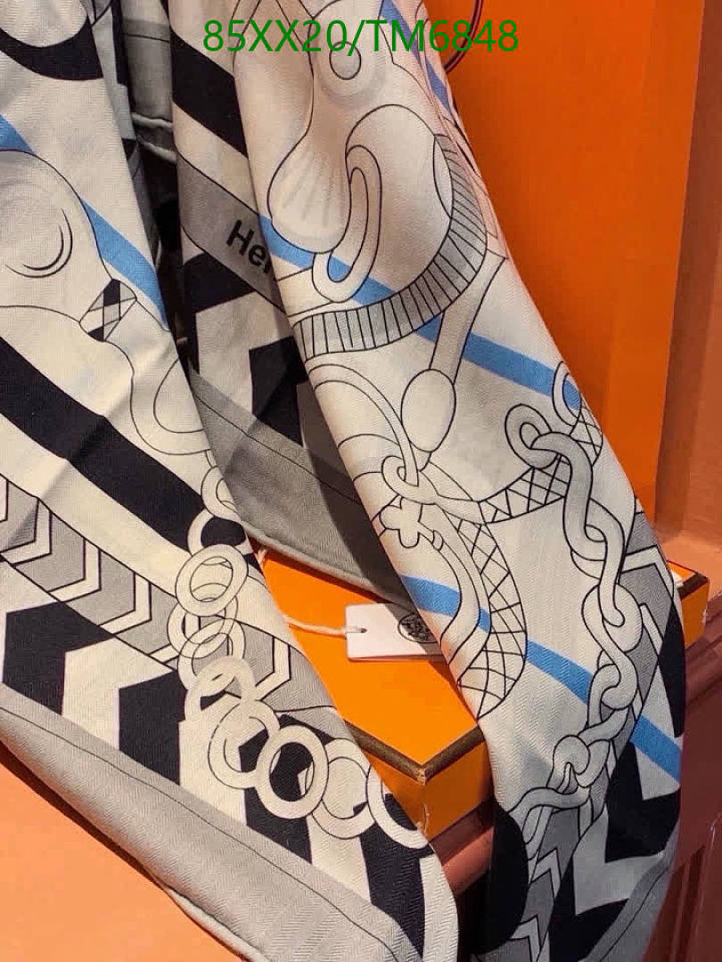 Hermes-Scarves Code: TM6848 $: 85USD