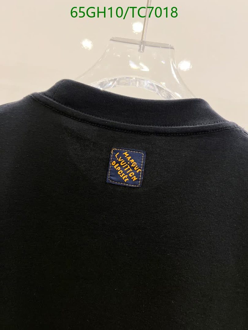 LV-Clothing Code: TC7018 $: 65USD