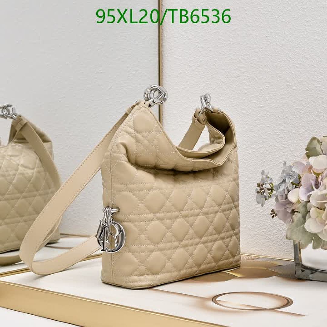 Dior-Bags(4A) Code: TB6536 $: 95USD