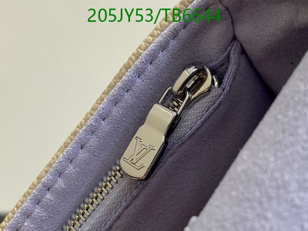 LV-Bags(5A) Code: TB6644 $: 205USD