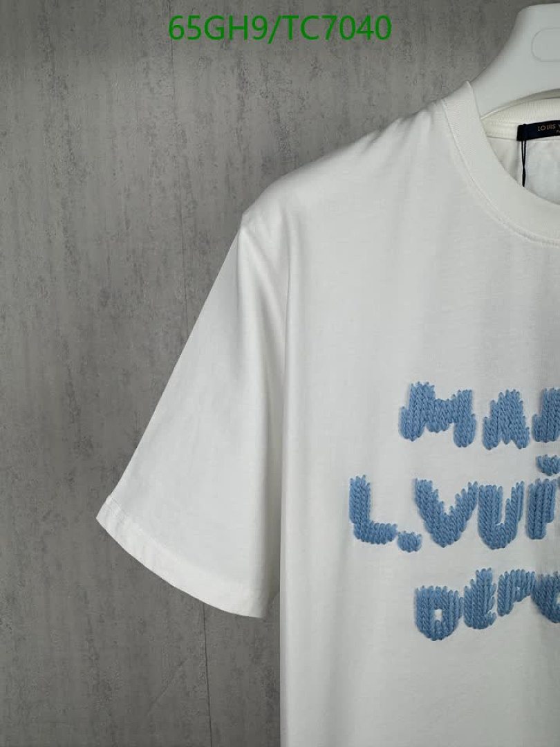 LV-Clothing Code: TC7040 $: 65USD