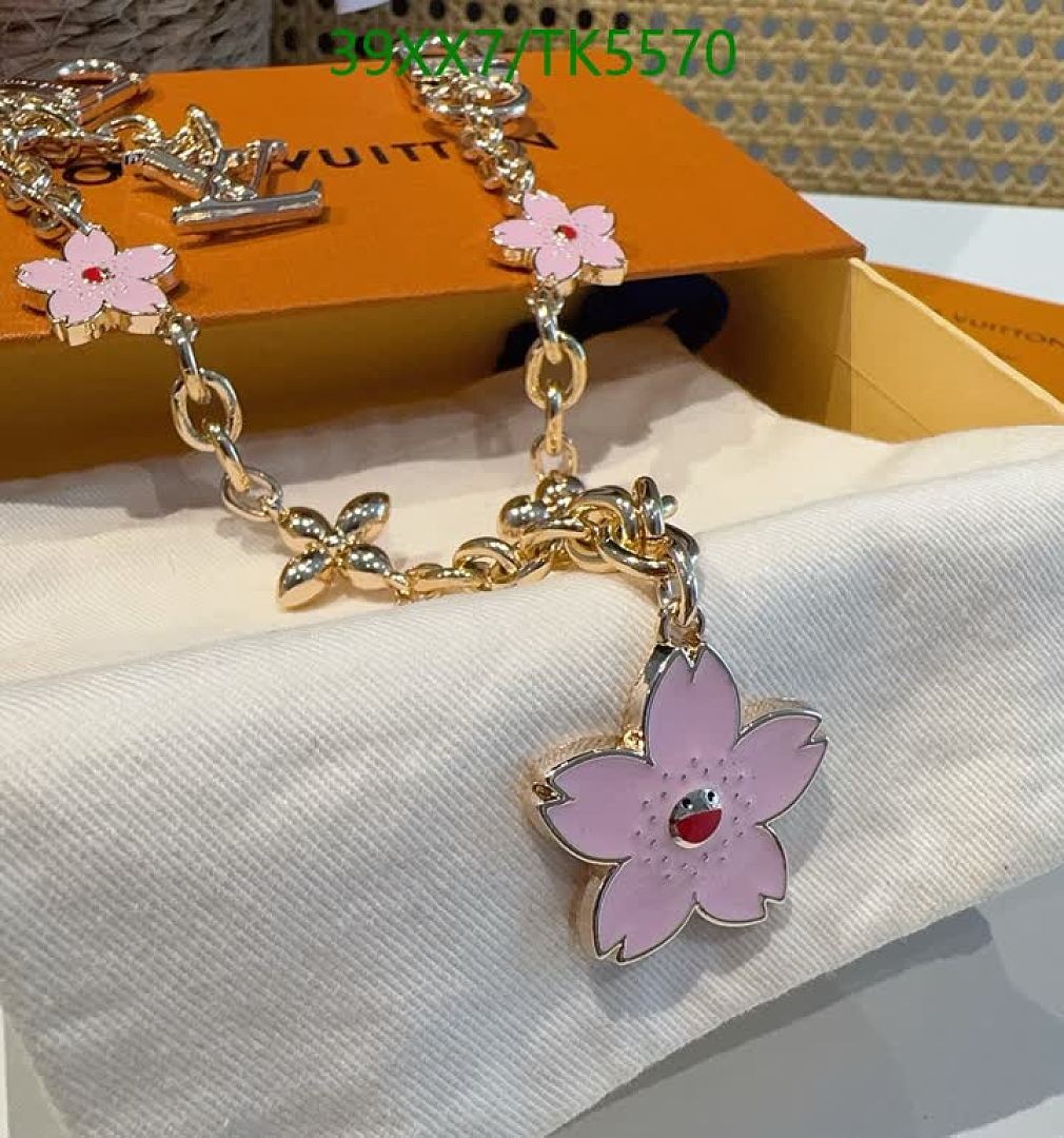 LV-Keychains & Bag Charms Code: TK5570 $: 39USD