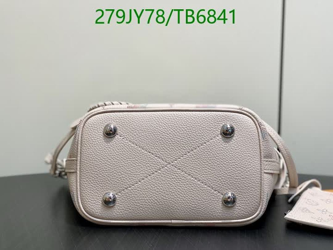 LV-Bags(5A) Code: TB6841 $: 279USD