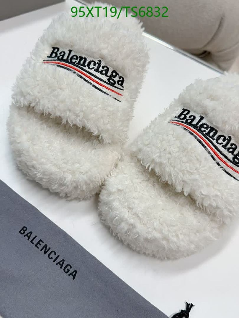 Balenciaga-Shoes(Women) Code: TS6832 $: 95USD