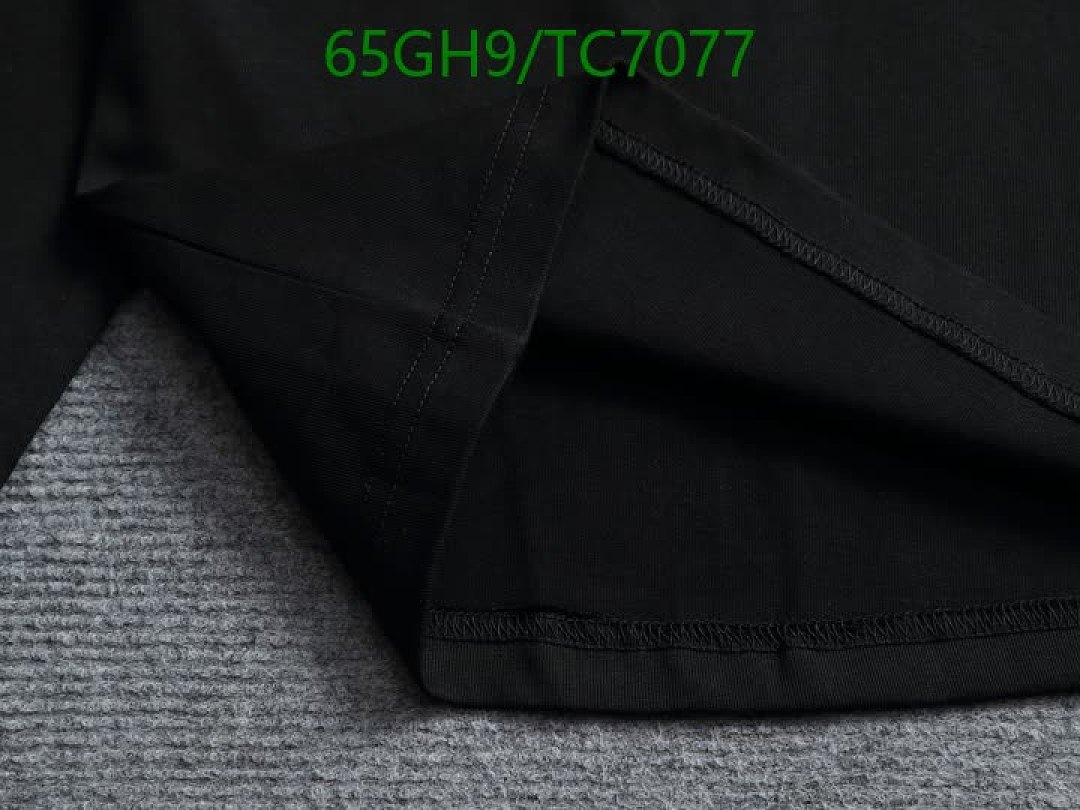 LV-Clothing Code: TC7077 $: 65USD