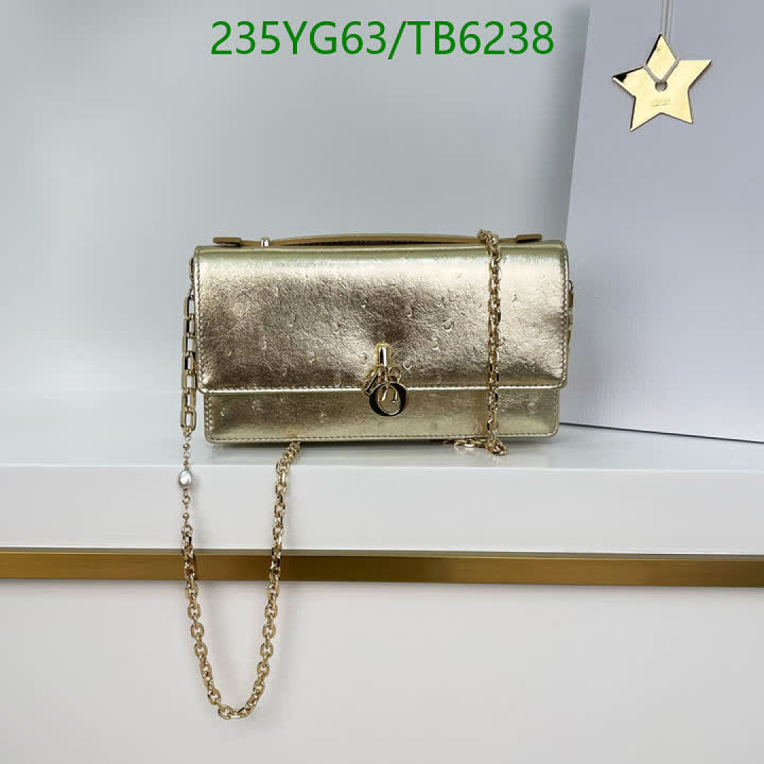Dior-Bags(5A) Code: TB6238 $: 235USD