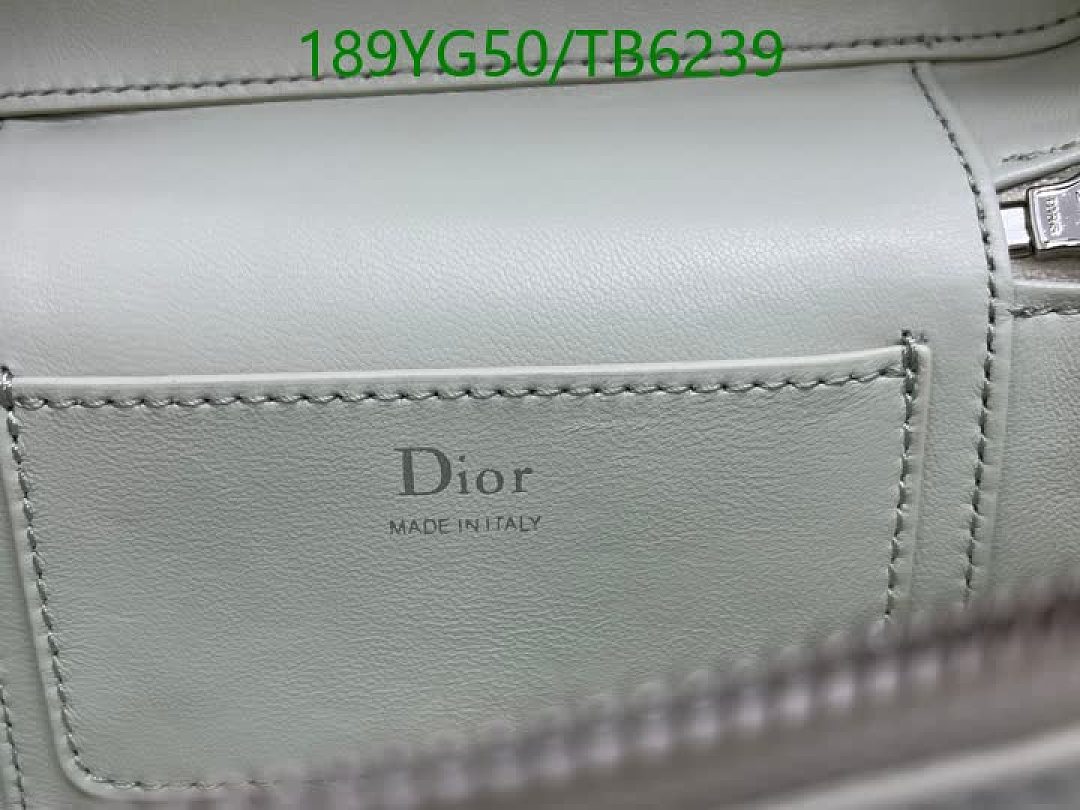 Dior-Bags(5A) Code: TB6239 $: 189USD
