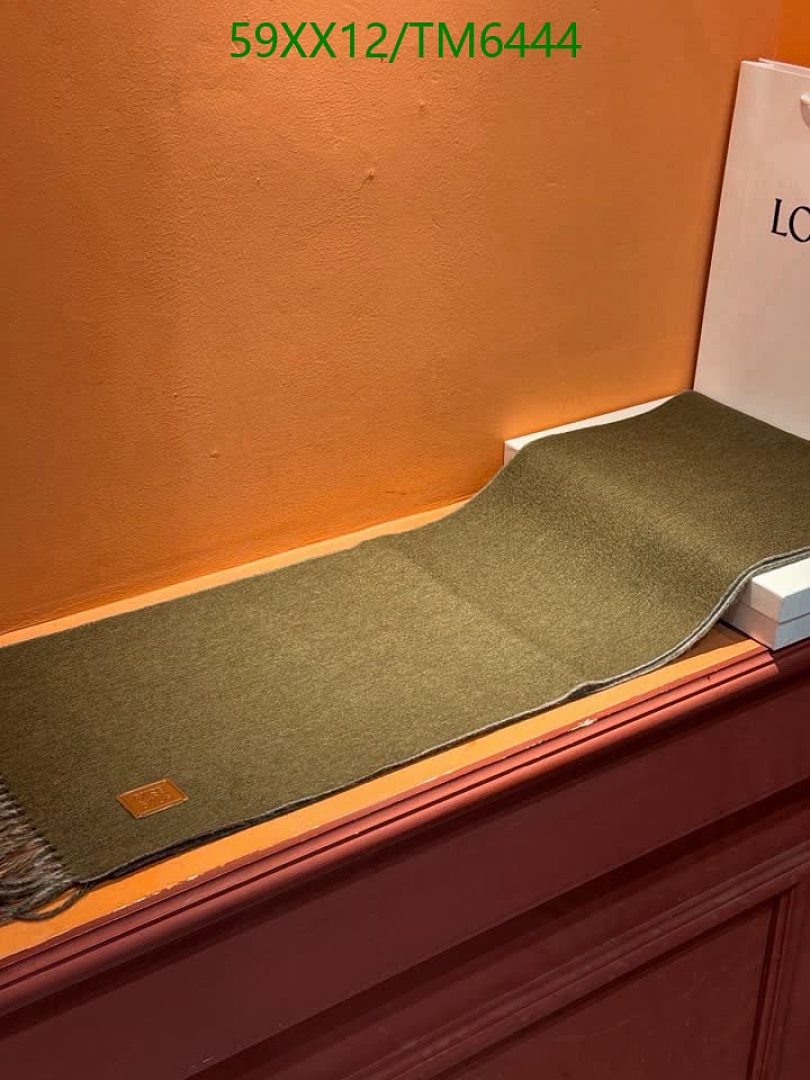 Loewe-Scarves Code: TM6444 $: 59USD