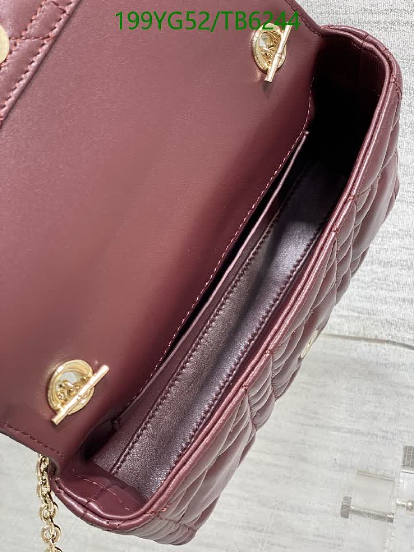 Dior-Bags(5A) Code: TB6244 $: 199USD