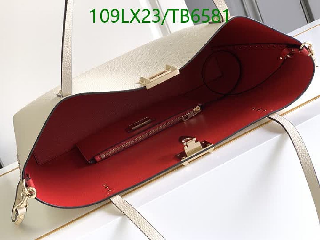 Valentino-Bags(4A) Code: TB6581 $: 109USD