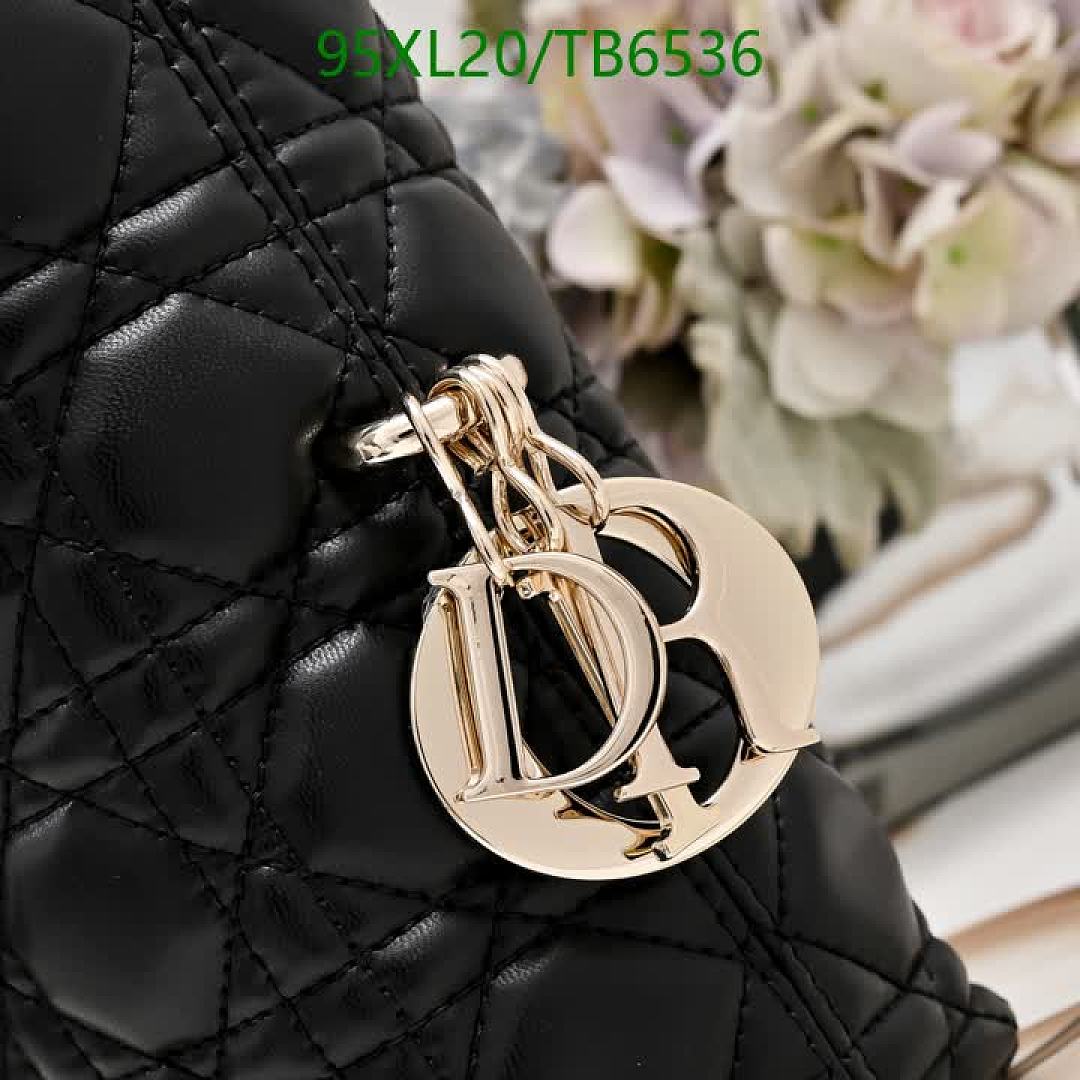 Dior-Bags(4A) Code: TB6536 $: 95USD