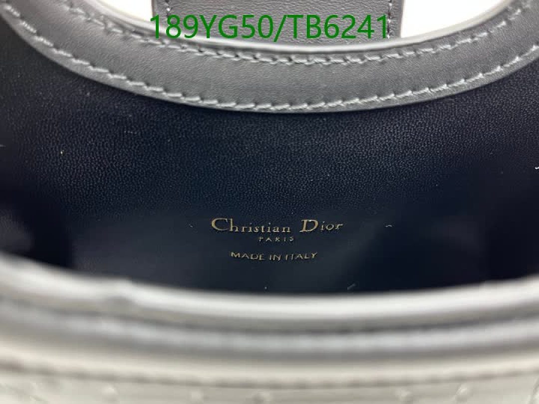 Dior-Bags(5A) Code: TB6241 $: 189USD