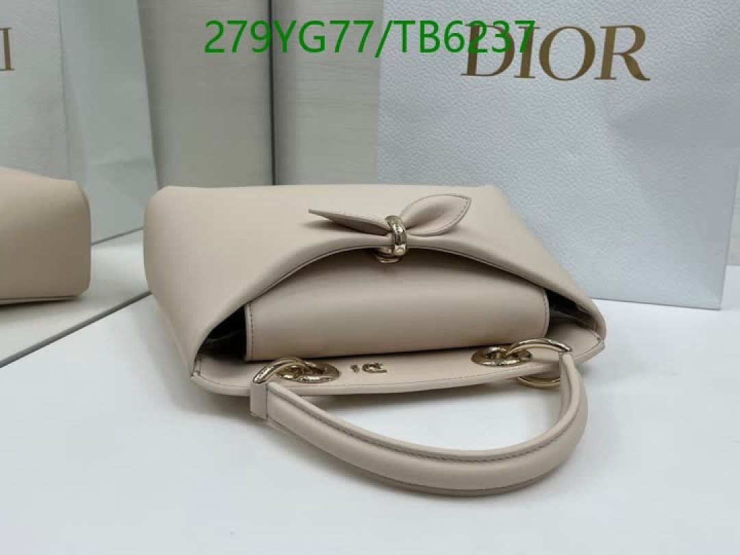 Dior-Bags(5A) Code: TB6237 $: 279USD