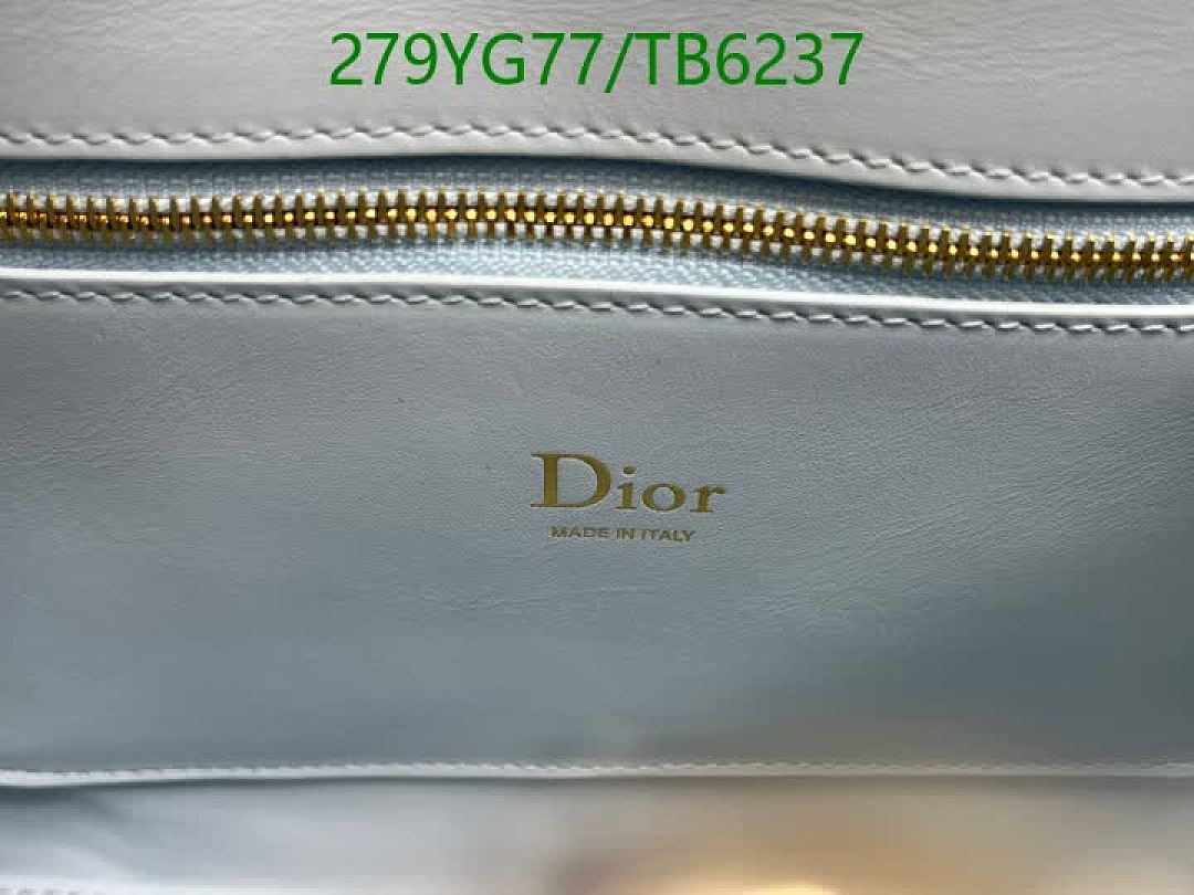 Dior-Bags(5A) Code: TB6237 $: 279USD