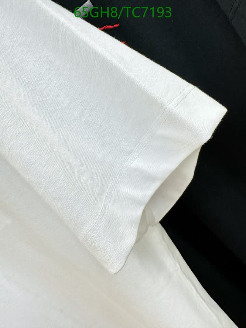 Burberry-Clothing Code: TC7193 $: 65USD