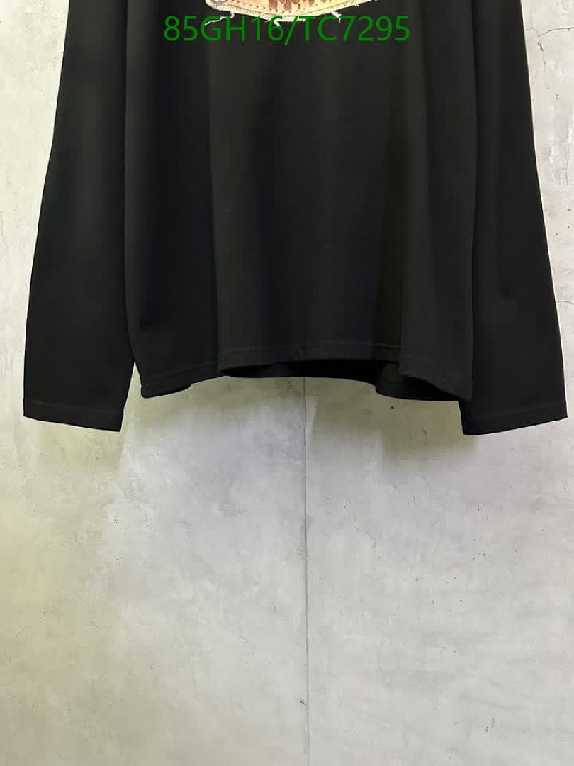 Acne Studios-Clothing Code: TC7295 $: 85USD
