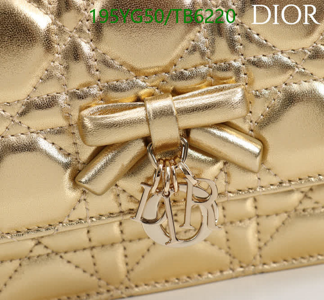 Dior-Bags(5A) Code: TB6220 $: 195USD