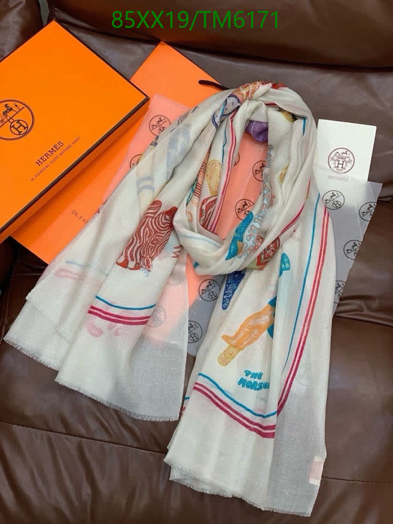 Hermes-Scarves Code: TM6171 $: 85USD