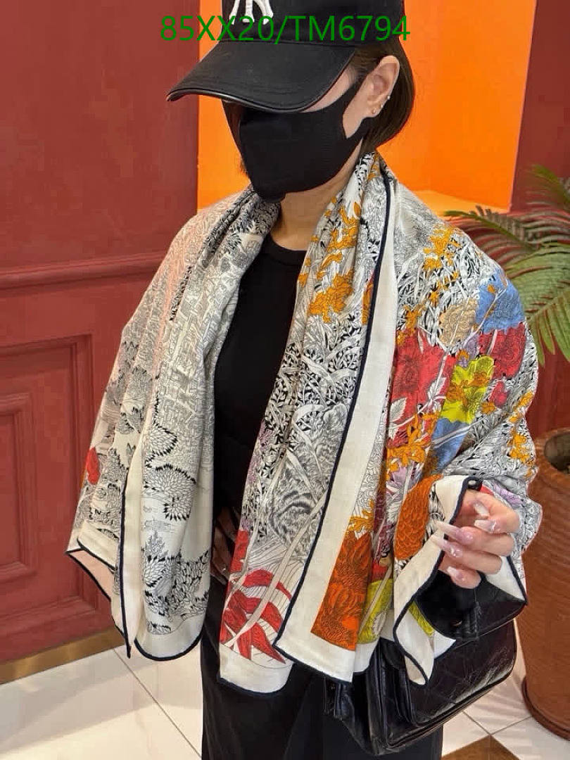 Hermes-Scarves Code: TM6794 $: 85USD