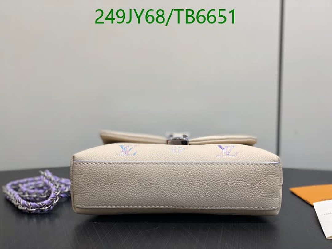 LV-Bags(5A) Code: TB6651 $: 249USD