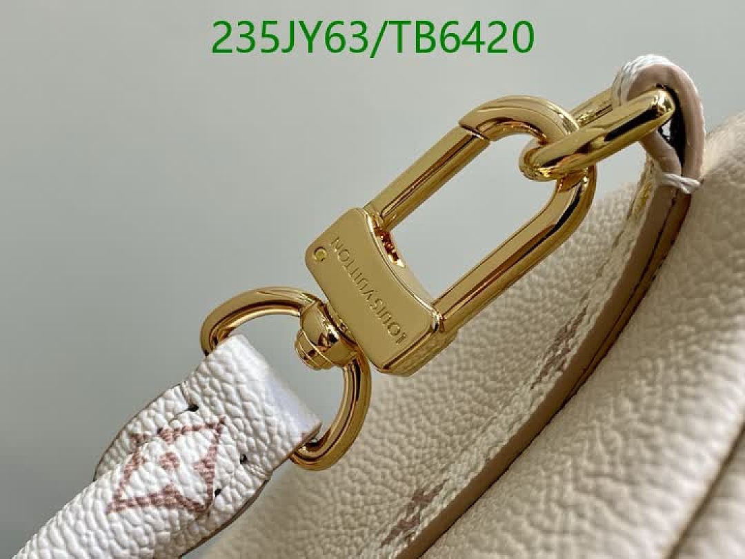 LV-Bags(5A) Code: TB6420 $: 235USD