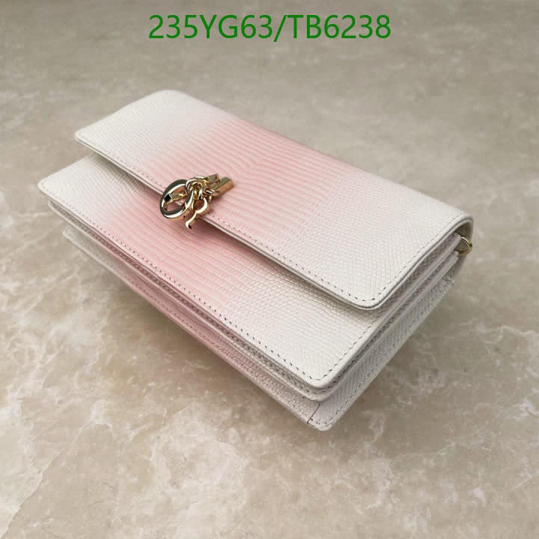 Dior-Bags(5A) Code: TB6238 $: 235USD