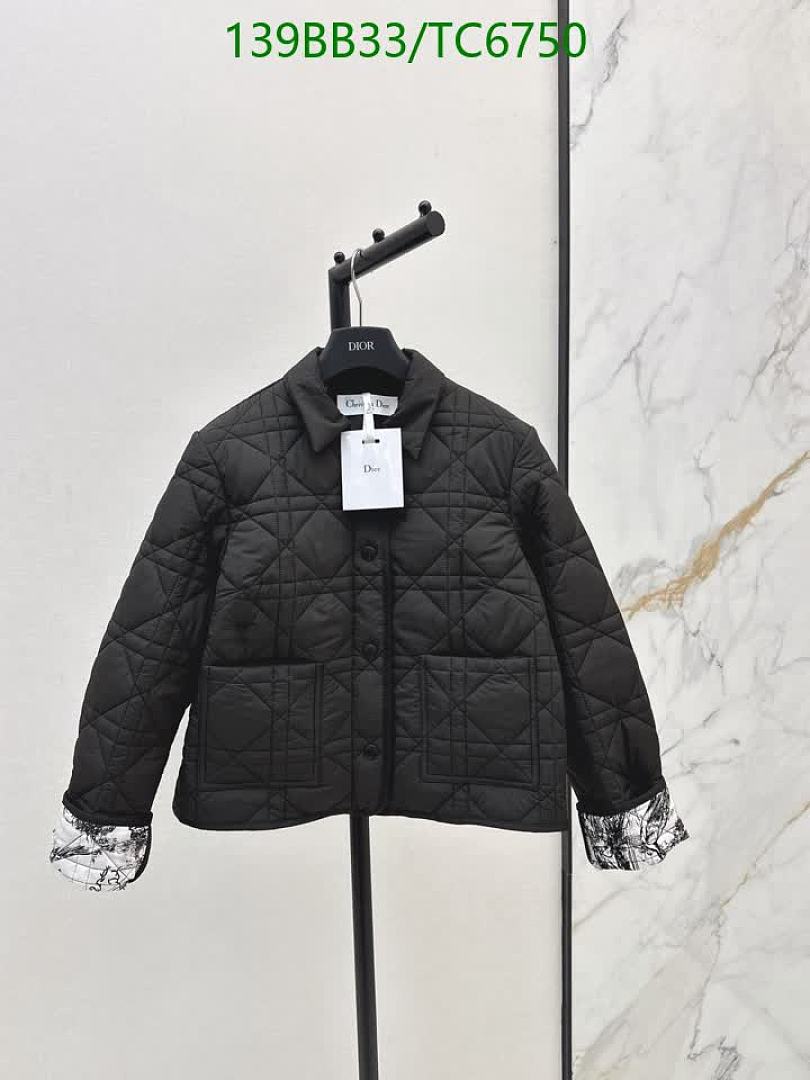 Dior-Clothing Code: TC6750 $: 139USD