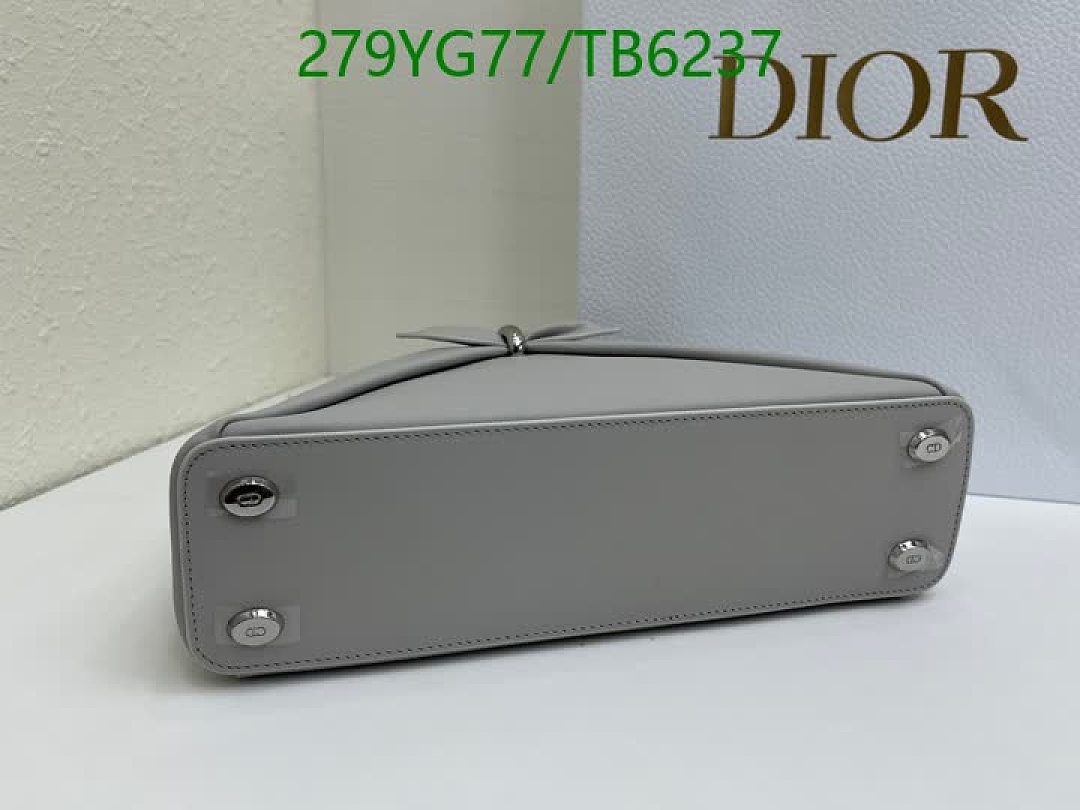 Dior-Bags(5A) Code: TB6237 $: 279USD
