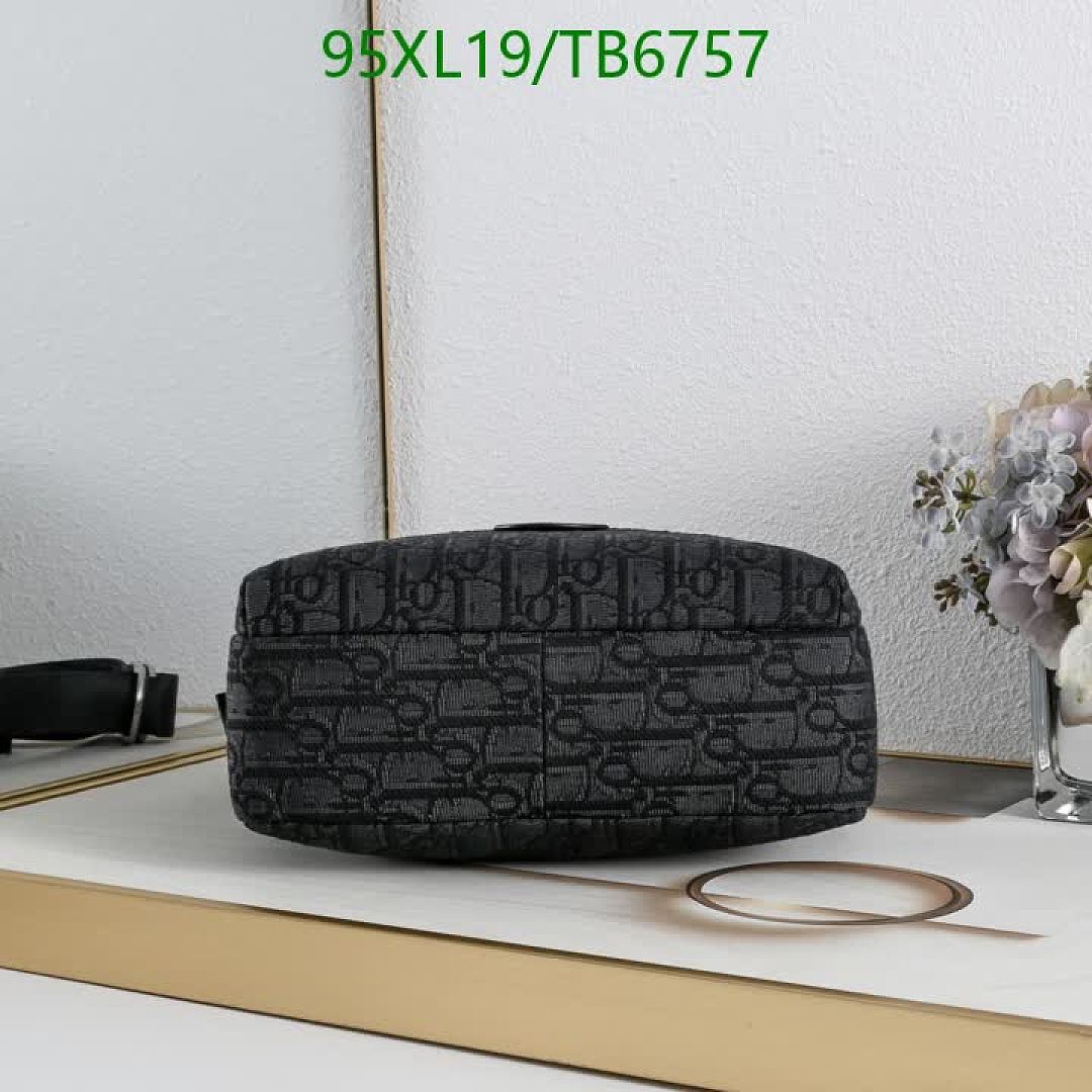 Dior-Bags(4A) Code: TB6757 $: 95USD