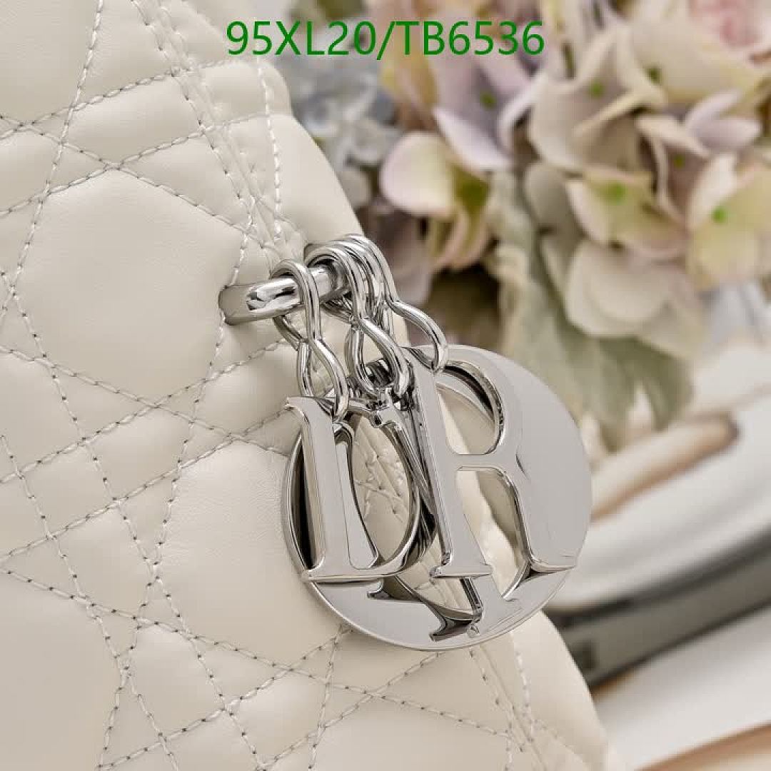 Dior-Bags(4A) Code: TB6536 $: 95USD