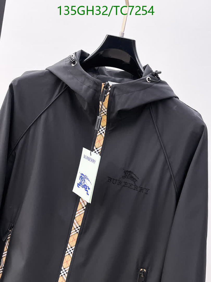 Burberry-Clothing Code: TC7254 $: 135USD