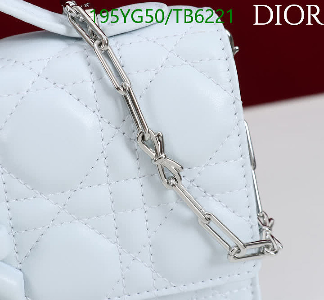 Dior-Bags(5A) Code: TB6221 $: 195USD