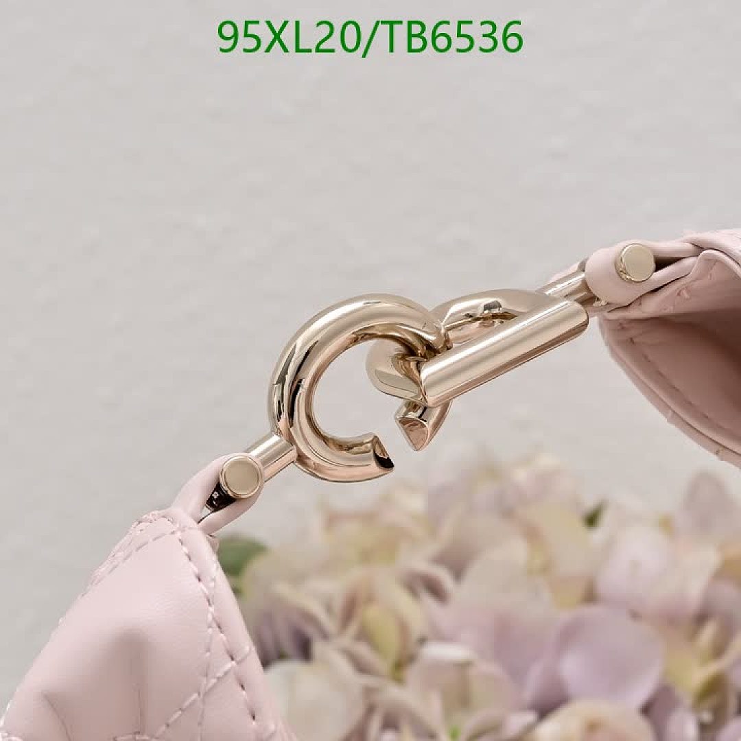 Dior-Bags(4A) Code: TB6536 $: 95USD