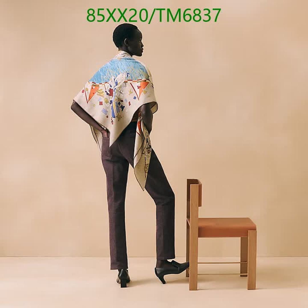 Hermes-Scarves Code: TM6837 $: 85USD